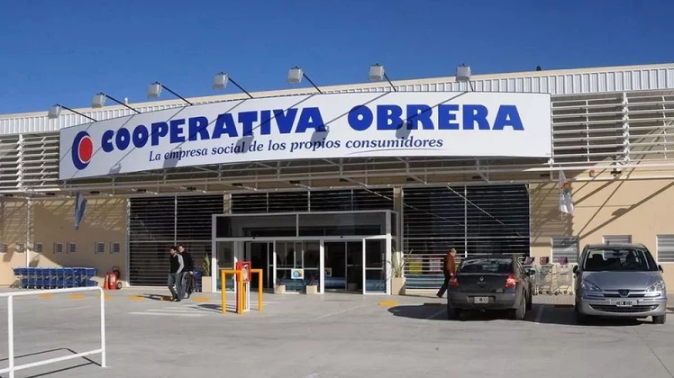 Denuncian a la Cooperativa Obrera por la apertura ilegal de una nueva sucursal en Mar del Plata